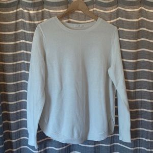 Gap women’s white crew neck sweater